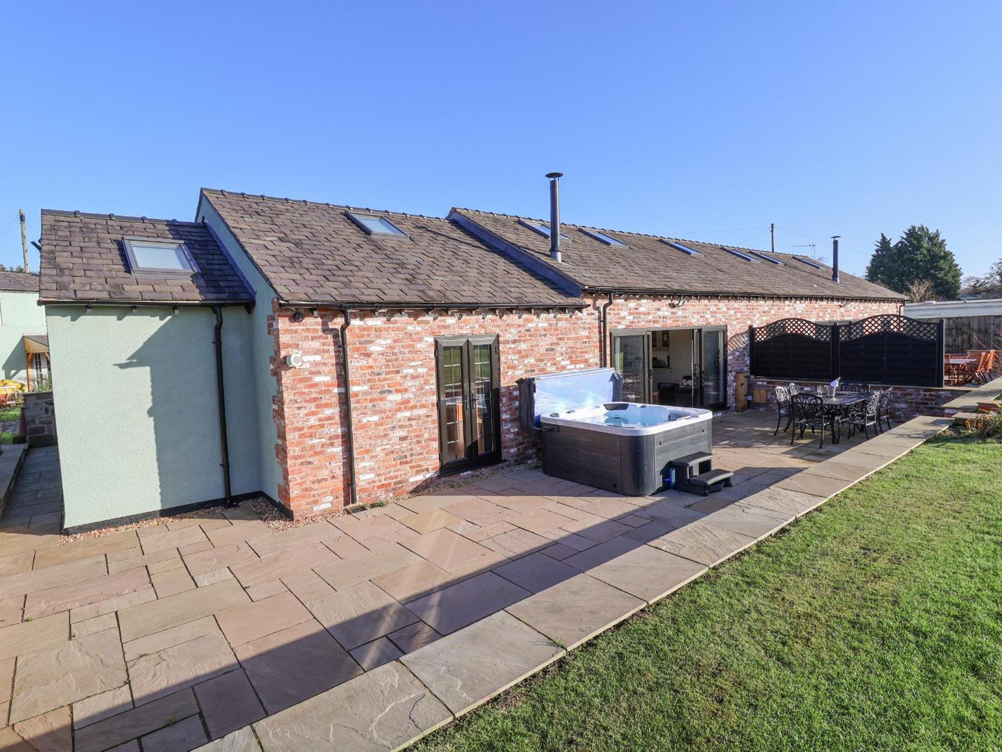 The Shippon Villa Frodsham Exterior photo
